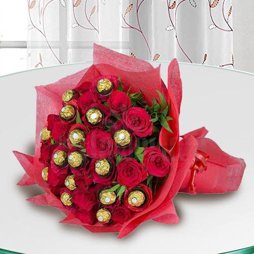 Premium Bouquet of Ferrero Rocher Chocolate with Roses