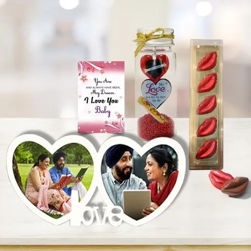 Fashionable V-day Present of Twin Heart Photo Frame with Chocolate n Love Bottle