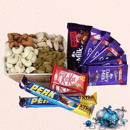 Delicious Chocolates  N  Dry Fruits Gift Basket for Xmas