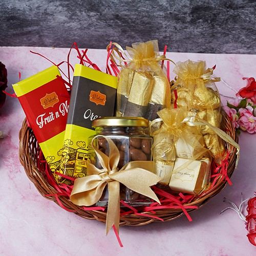 Special Chocolates Mothers Day Hamper