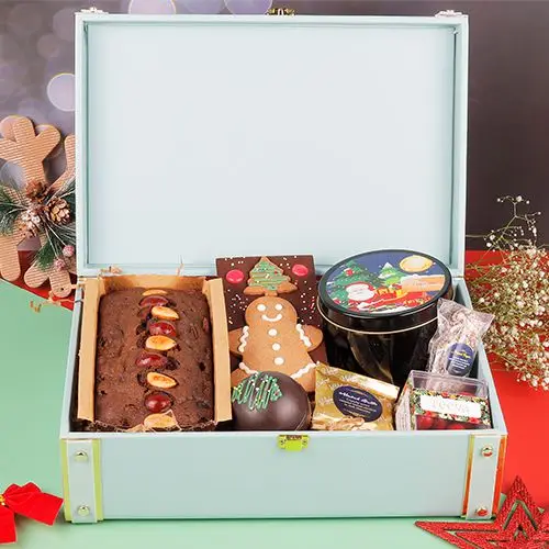 Perfect Holiday Surprise Gift Hamper