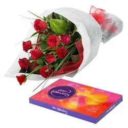 Delightful Cluster of Roses and Chocolates