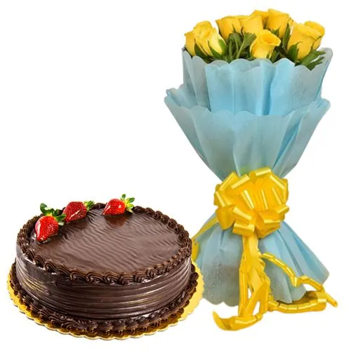 Yellow Rose Bunch with Chocolate Cake