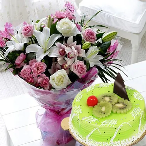 Online Kiwi Cake with Mixed Flowers Bouquet