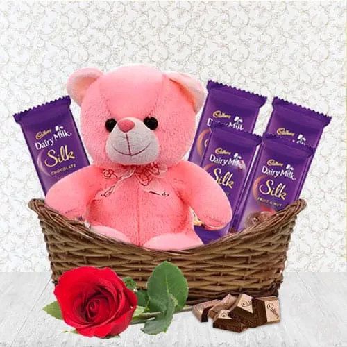 Send Basket of Chocolates N Teddy