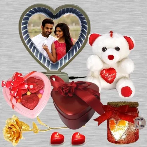 Magnificent Gift Hamper for Valentines Day