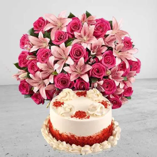 Classy Roses n Lilies Bouquet with Red Velvet Cake