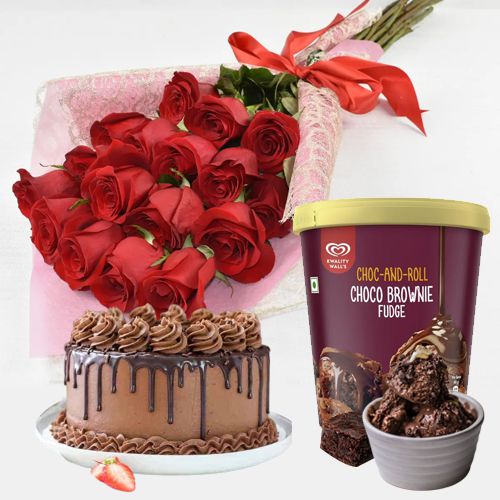 Delectable Kwality Walls Choco Brownie Fudge Ice Cream n Chocolate Cake with Red Roses
