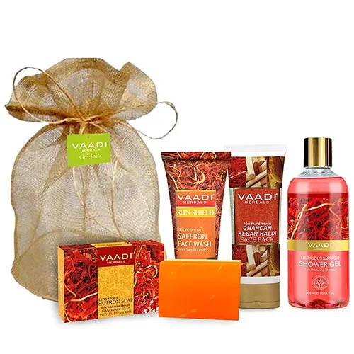 Marvelous Saffron Skin Whitening Gift Set from Vaadi Herbals