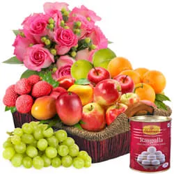 Delectable Fresh Fruits Basket with Haldiram Rasgulla and Rose Bouquet