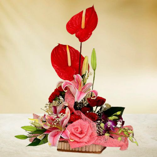 Love n Life Flowery Basket