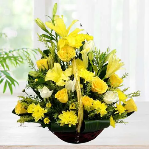 Wonderful Yellow n White Roses Basket