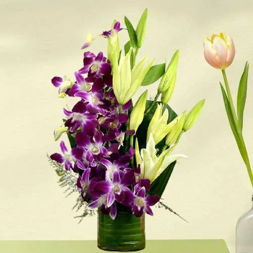 Alluring Selection of Orchids n Lilies in Vase