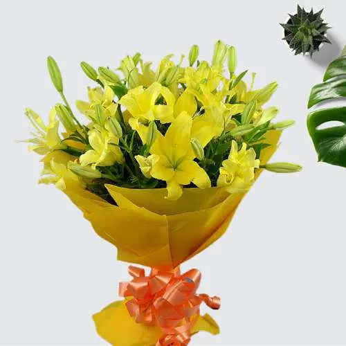 Cheerful Yellow Lillies Bouquet