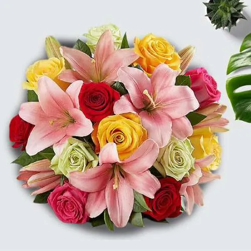 Pastel Radiance Roses n Lilies Bouquet