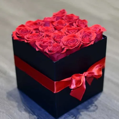 Remarkable Pink Roses in Black Cardboard Gift Box
