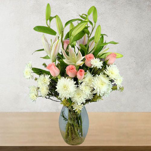 Graceful Assemble of 10 Mixed Flowers in Vase