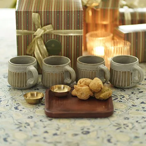 Elegant Mandava Tea Ceremony Gift Set