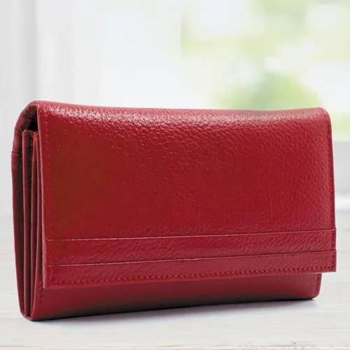 Smashing Red Color Leather Handbag for Her