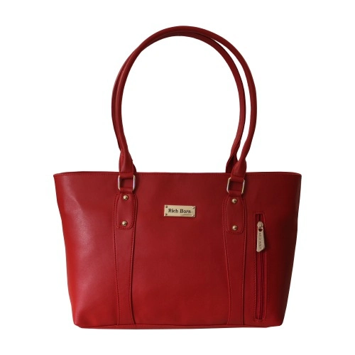 Outstanding Ladies Shoulder Bag in Red