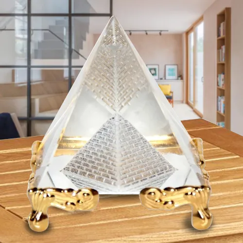 Order Pyramid With Golden Stand