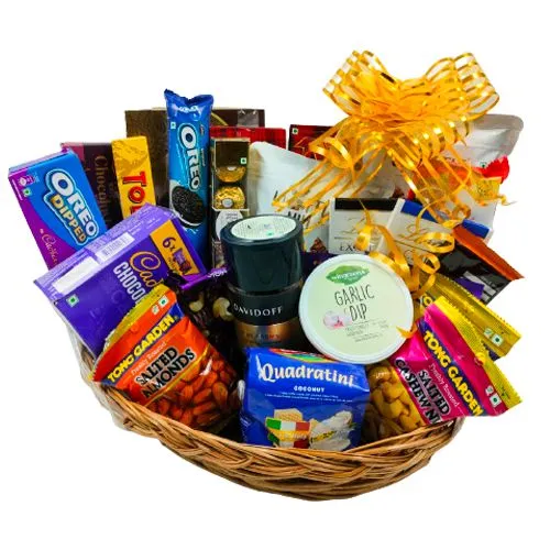 Captivating Sweet Tooth Gourmet Gift Basket