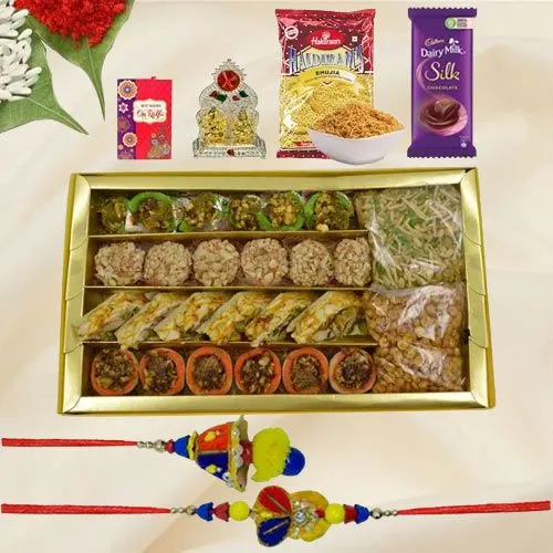 Bhaiya Bhabhi Rakhi with Delightful Sweets
