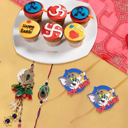 Graceful Family Set Rakhi with Cup Cakes