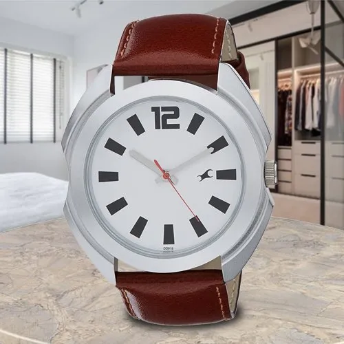 Attractive Fastrack Casual Analog Mens Watch