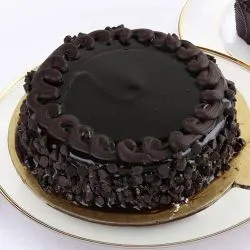 Sumptuous Dark Chocochips Cake