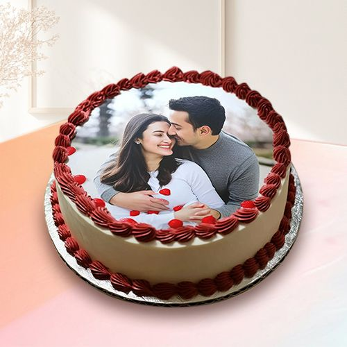 Heavenly Vanilla Photo Cake for Hug Day