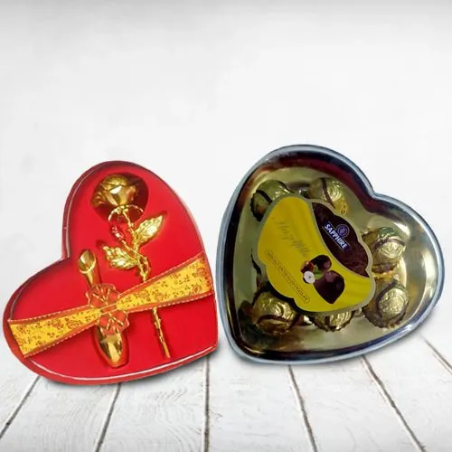 Dazzling Combo of Golden Roses with Sapphire Chocolates in Heart Shape Box