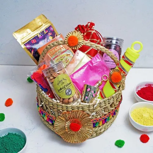 Delectable Holi Treats Hamper
