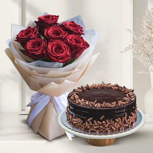 Order Online Red Roses Bouquet with Chocolate Cake