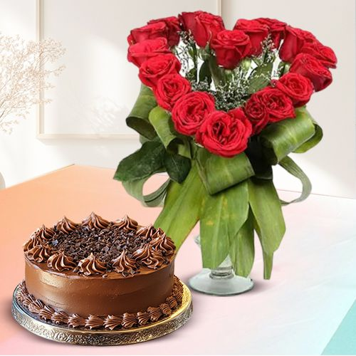 Enchanting Heart-Shape Red Roses Arrangement n Chocolate Cake Combo