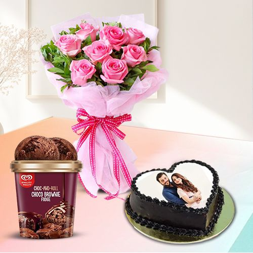 Splendid Roses n Kwality Walls Brownie Fudge Ice-Cream with Love Photo Cake