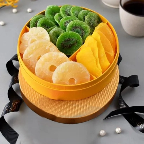New Year Greetings Tropical Pineapple Kiwi Mango Dry Fruit Gift Pack