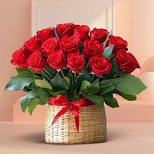 Fresh Dutch Roses Basket