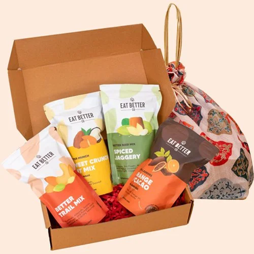 Fanciful Moroccan Art Theme Gift Hamper