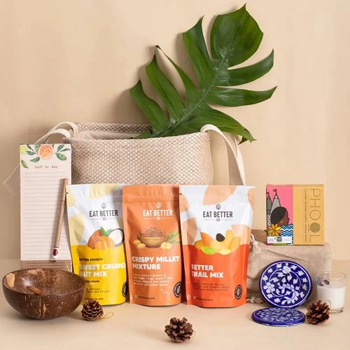 Impressive Jute Basket of Gourmet n Decor Delights