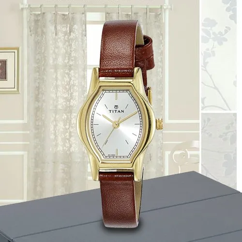 Wonderful Titan Karishma Analog Womens Watch