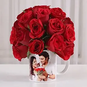 Flowers with Personalized Gifts to Chennai