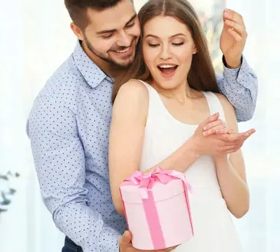 Valentine's Day Gifts for Wife to Chennai