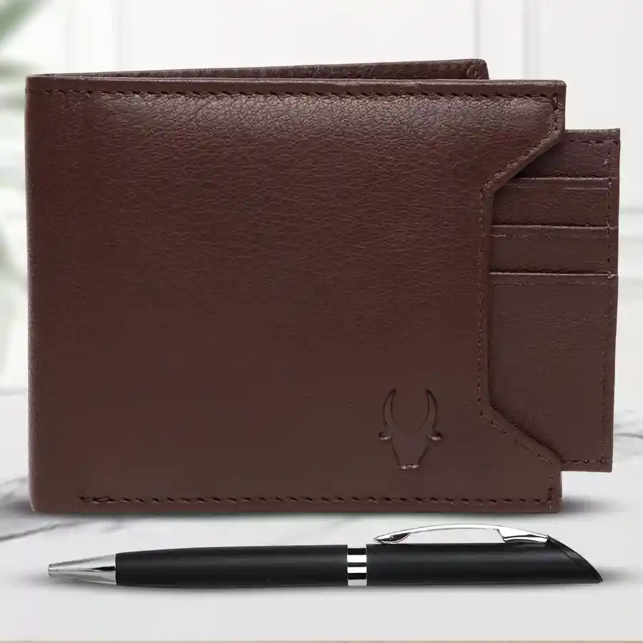Elegant Leather Wallet and Pen Set by WildHorn in a gift box.